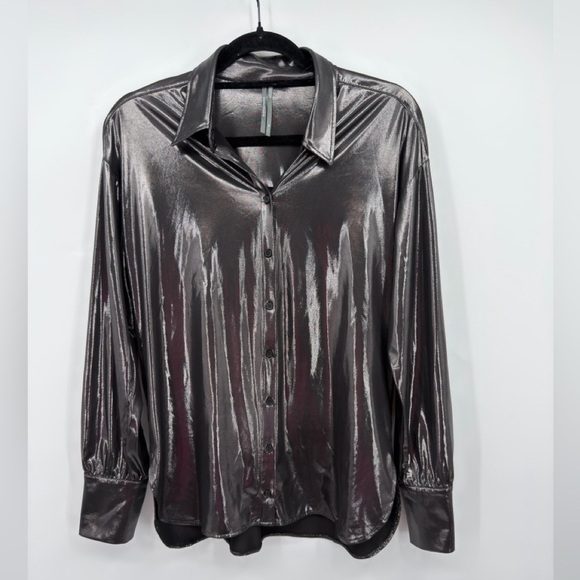Anthropologie Tops - Anthropologie Metallic Button Front Blouse Shimmer Long Sleeve Top Size XS